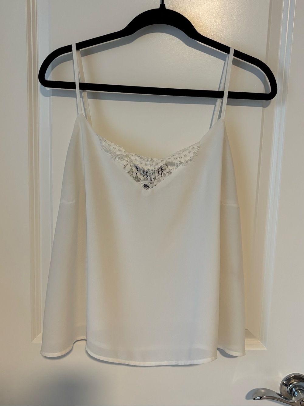 Forever 21 White Lace-Trim Spaghetti Strap Camisole